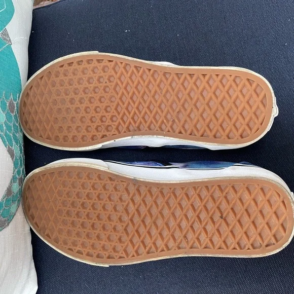 Vans Galaxy Slip-On Sneakers - Picture 6 of 7